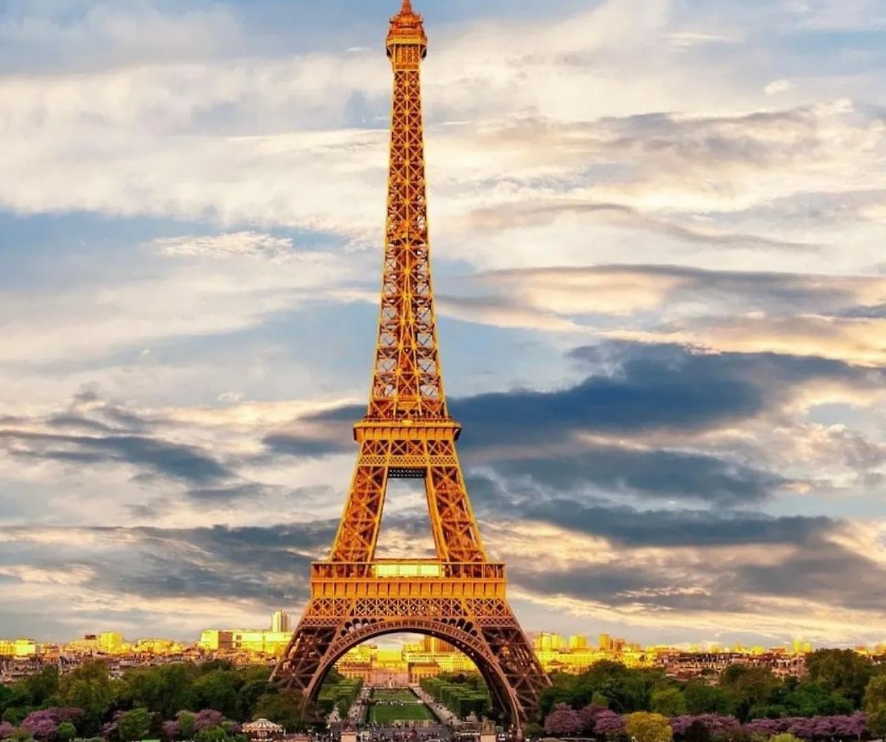Luxury Flat With Terrace & Eiffel Tower View - Roland Garros Apartment Paris France